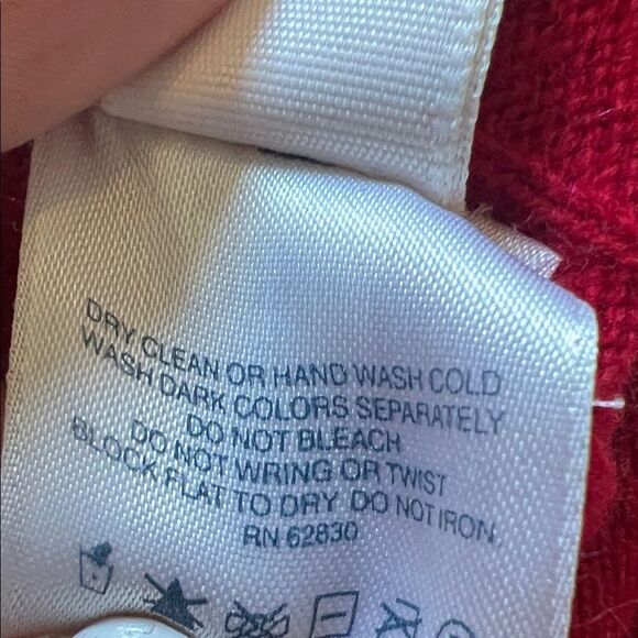 Lands' End Red V-Neck cashmere Sweater Vest M - Picture 5 of 6